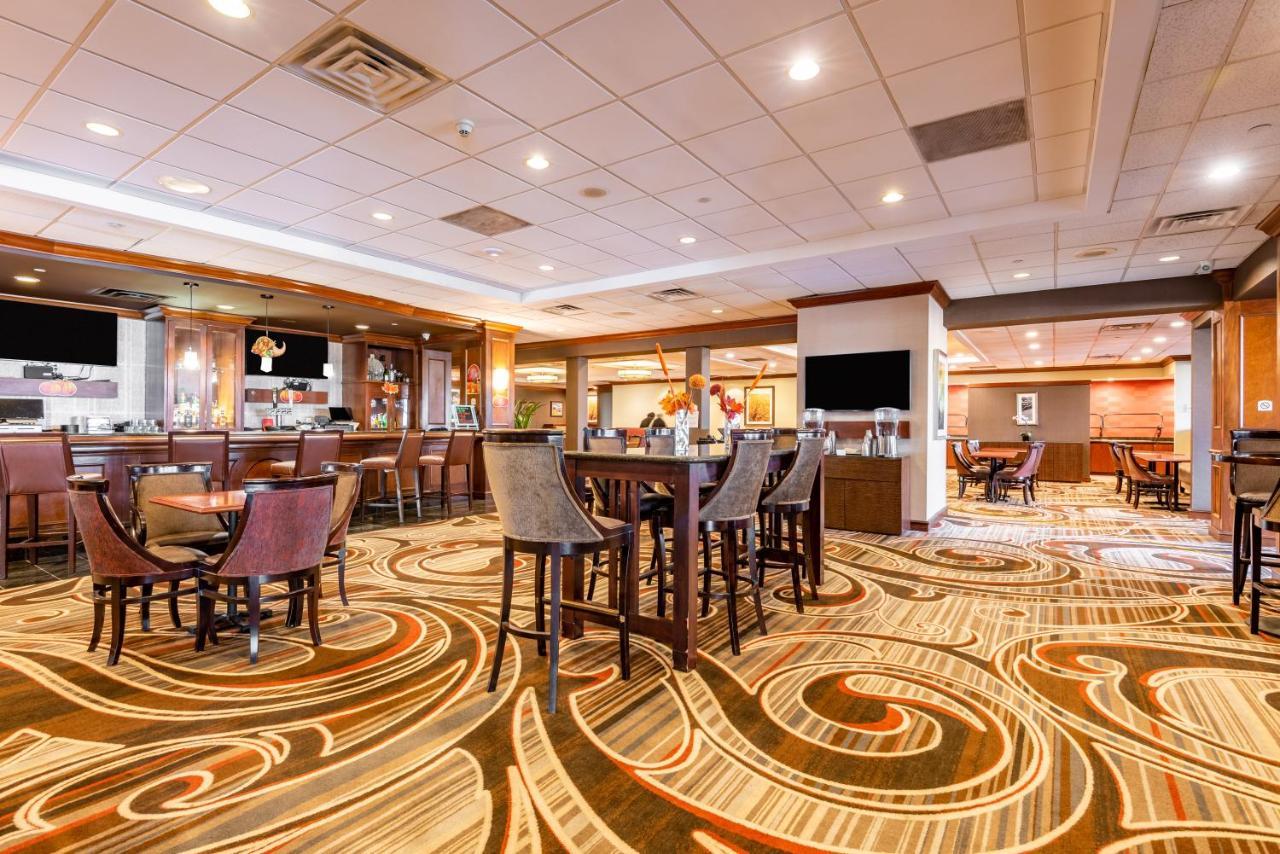 Wyndham Omaha Hotel - West Dodge Екстериор снимка