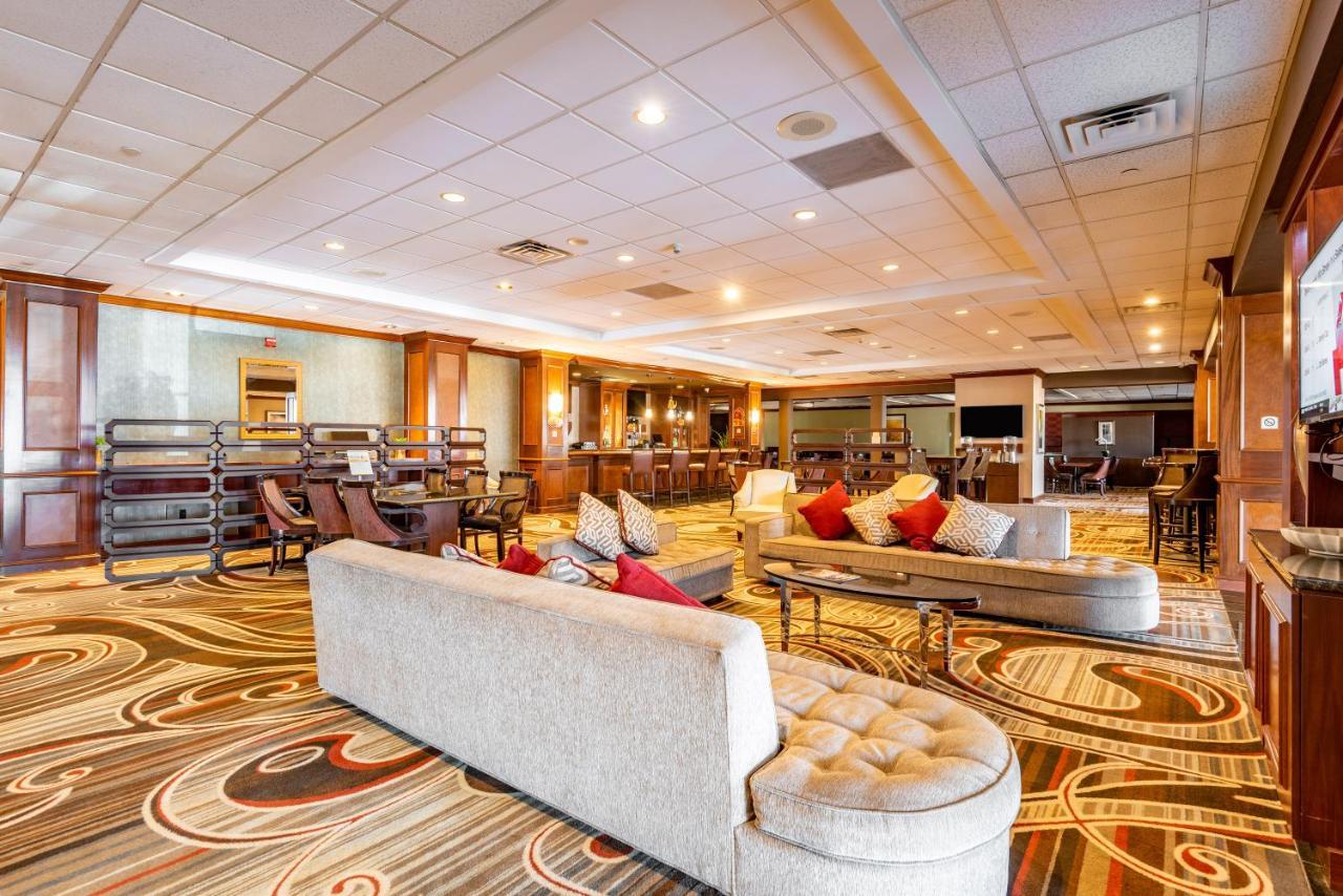 Wyndham Omaha Hotel - West Dodge Екстериор снимка