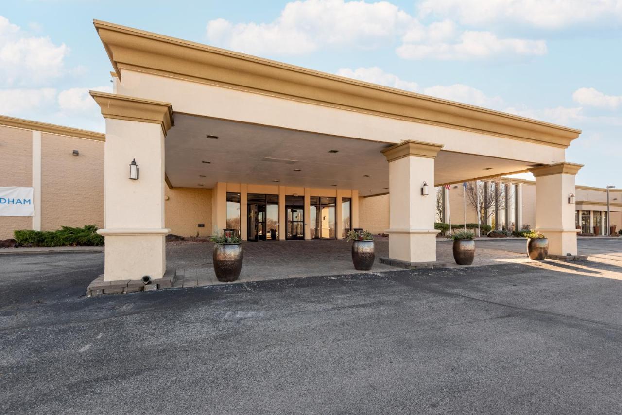 Wyndham Omaha Hotel - West Dodge Екстериор снимка