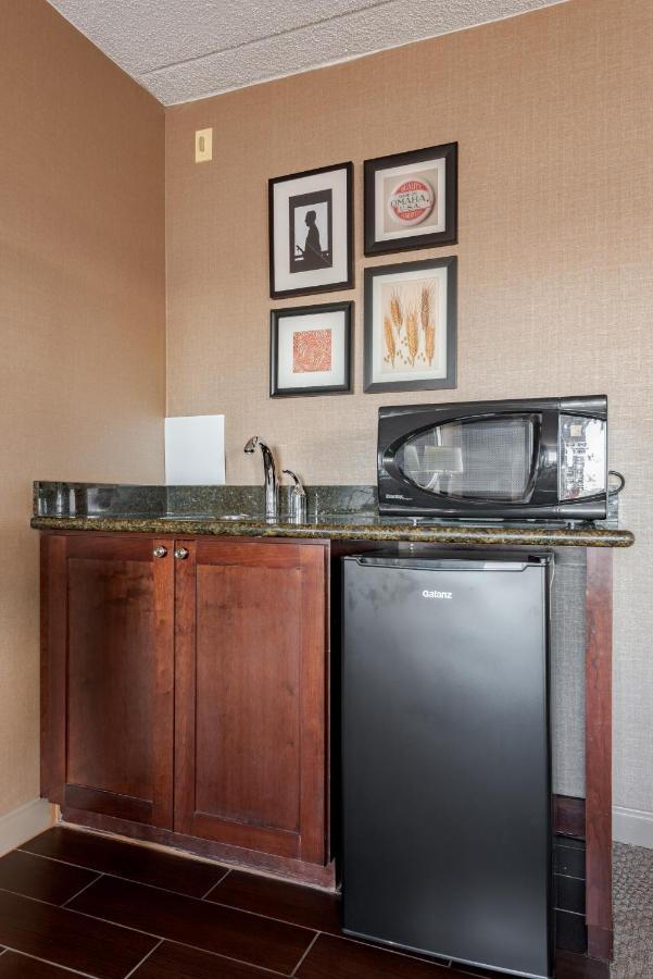 Wyndham Omaha Hotel - West Dodge Екстериор снимка