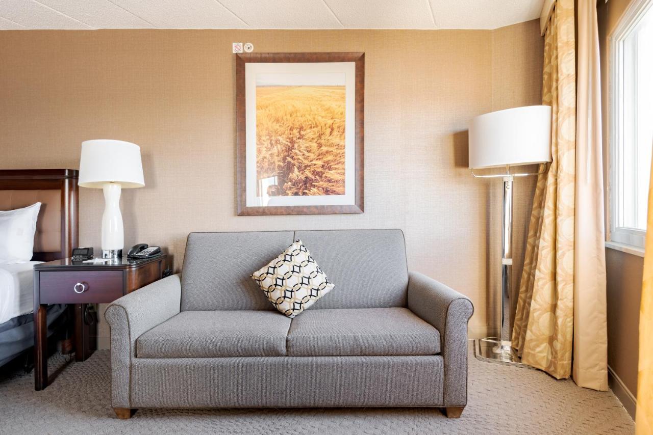 Wyndham Omaha Hotel - West Dodge Екстериор снимка